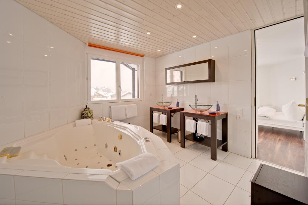 Haus Allegra Saas-Fee Habitación foto